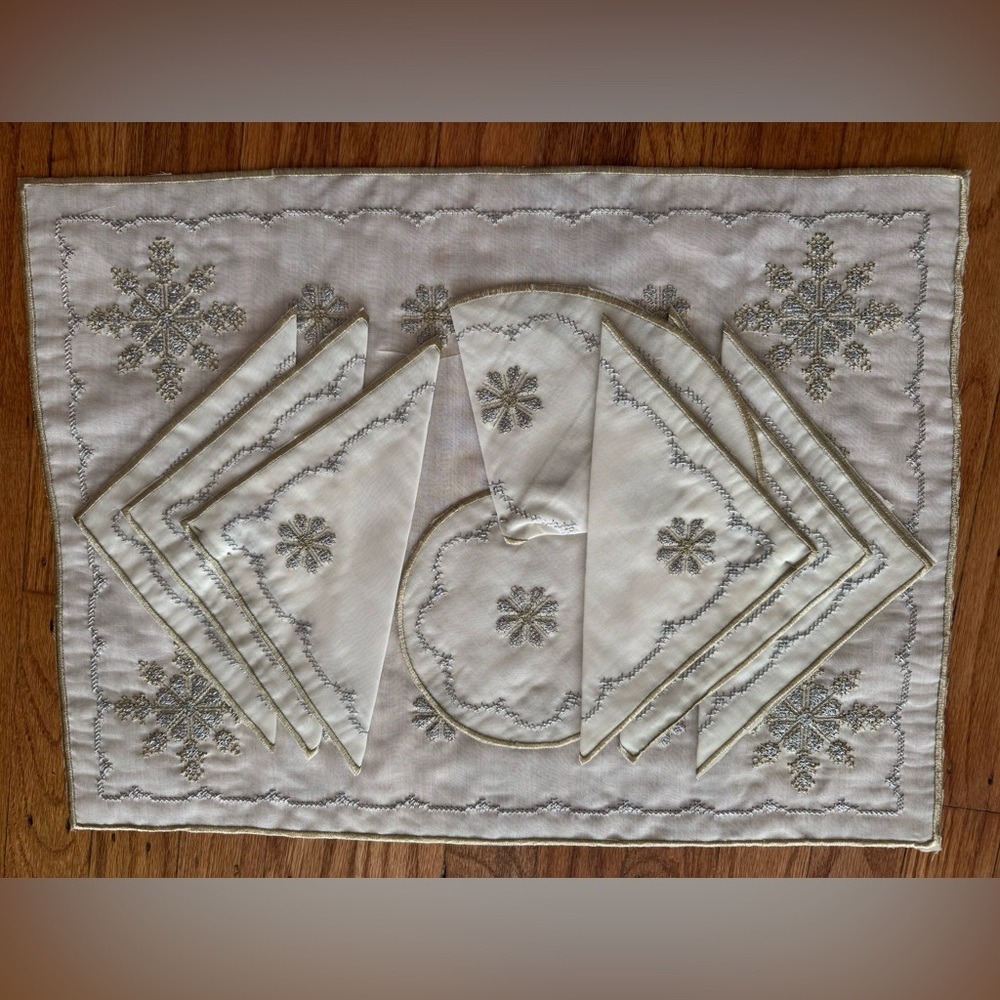 Moroccan traditional embroidered tray cover, 6 napkins and teapot accessories